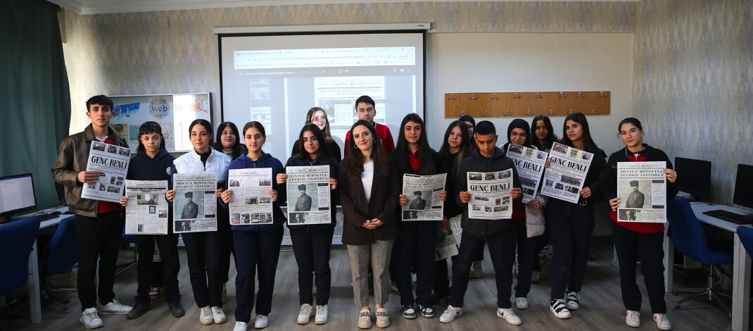 Gazete çıkaran liseliler mürekkep kokusunu okul sıralarında deneyimliyor