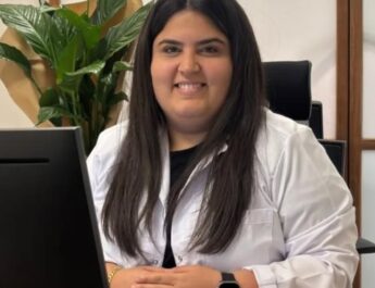 Altınözü Devlet Hastanesi’nde yeni kadın doğum uzmanı göreve başladı