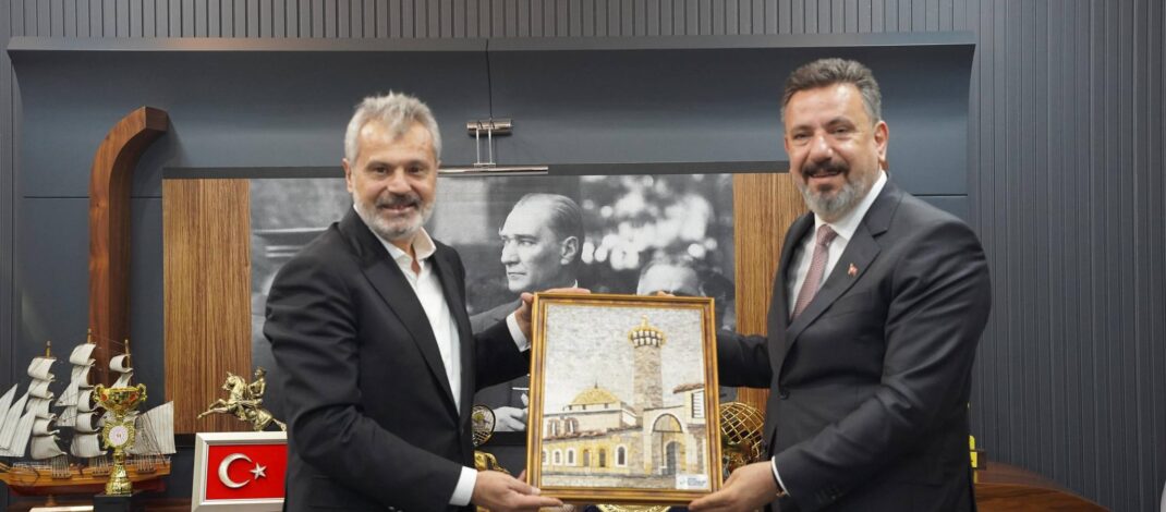 Hatay’ı gerçekten seven hiçbir yönetici bu şehir üzerinden siyasi hesap yapmaz